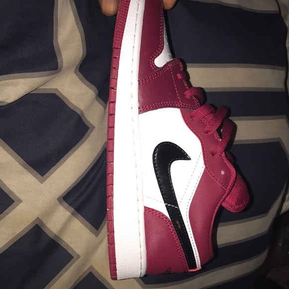 Jordan Shoes - Jordan 1 only worn once